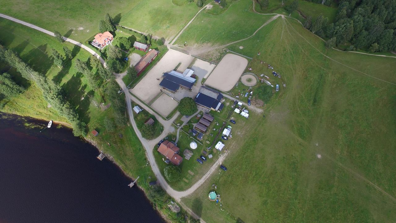 Ekshärad Sun Dance Ranch Bed & Breakfast エクステリア 写真